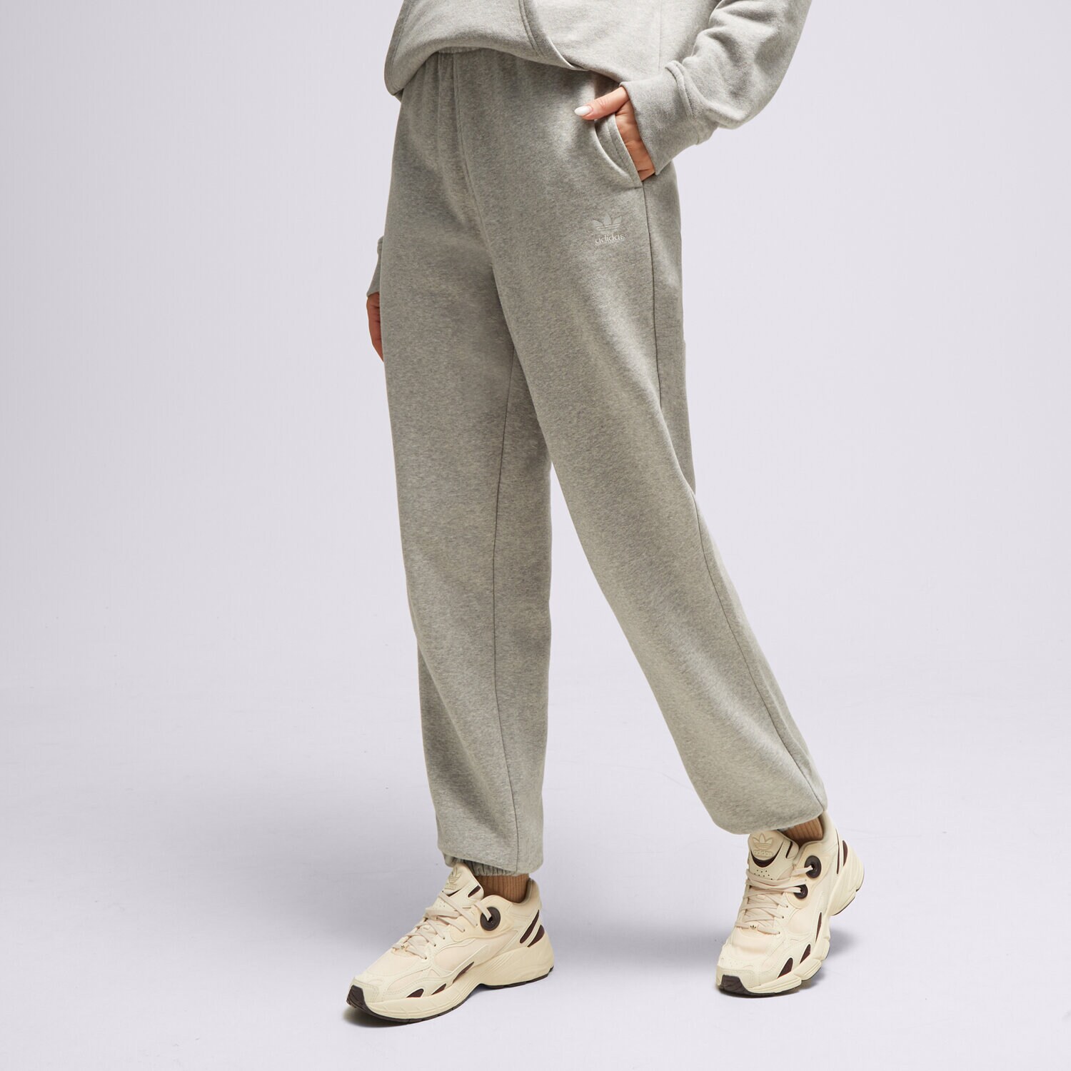 Ženske hlače ADIDAS HLAČE PANTS IA6432 siva