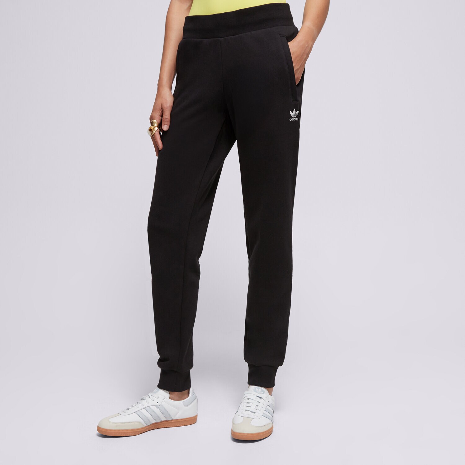 Ženske hlače ADIDAS HLAČE TRACK IA6457 crna