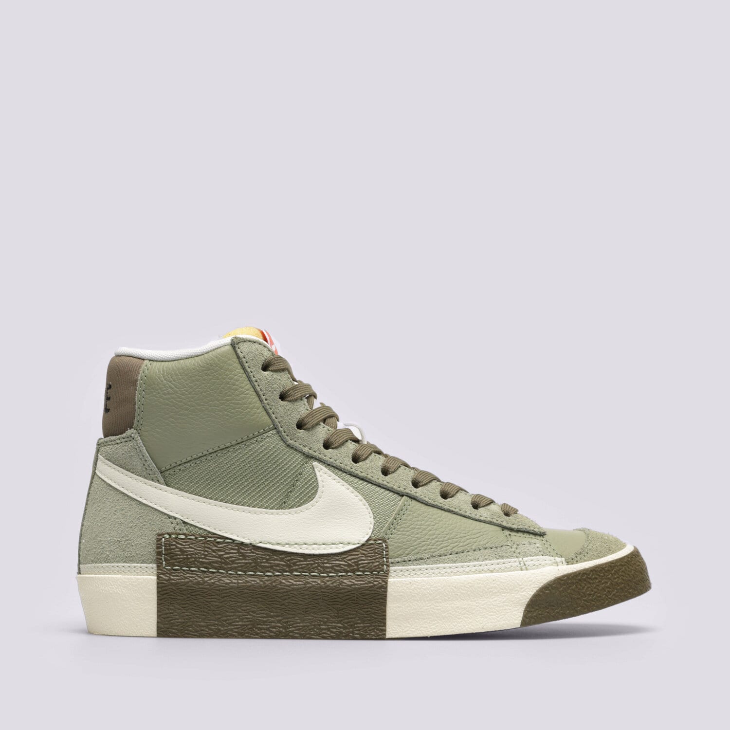 Muške tenisice NIKE BLAZER MID PRO CLUB DQ7673-301 kaki