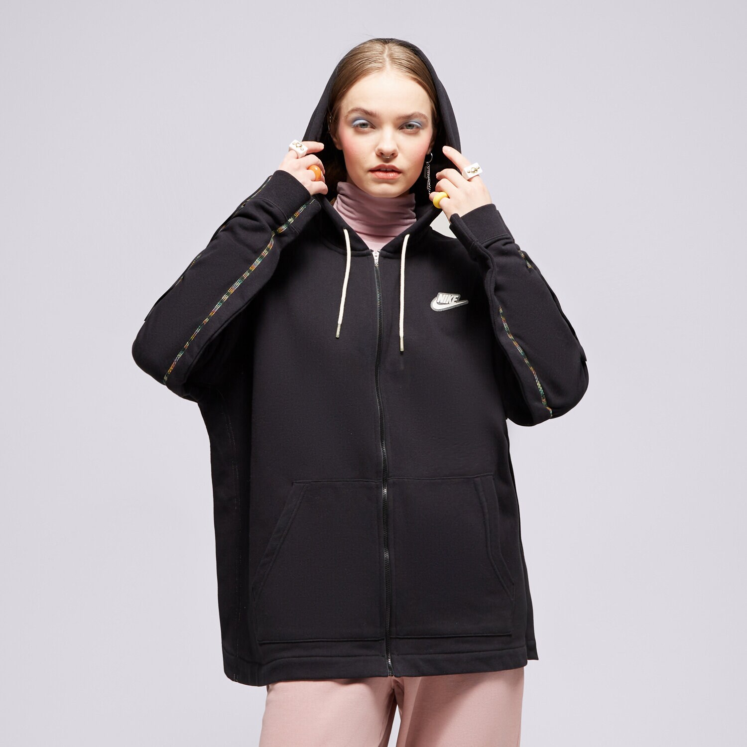 Ženske dukserice NIKE VESTA RASKOPČANA S KAPULJAČOM CZ8359 CZ8359-010 crna