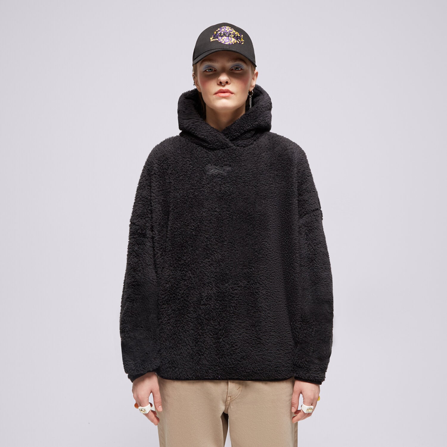 Ženske dukserice REEBOK VESTA S KAPULJAČOM LUX COZY PLUSH 100036231 crna