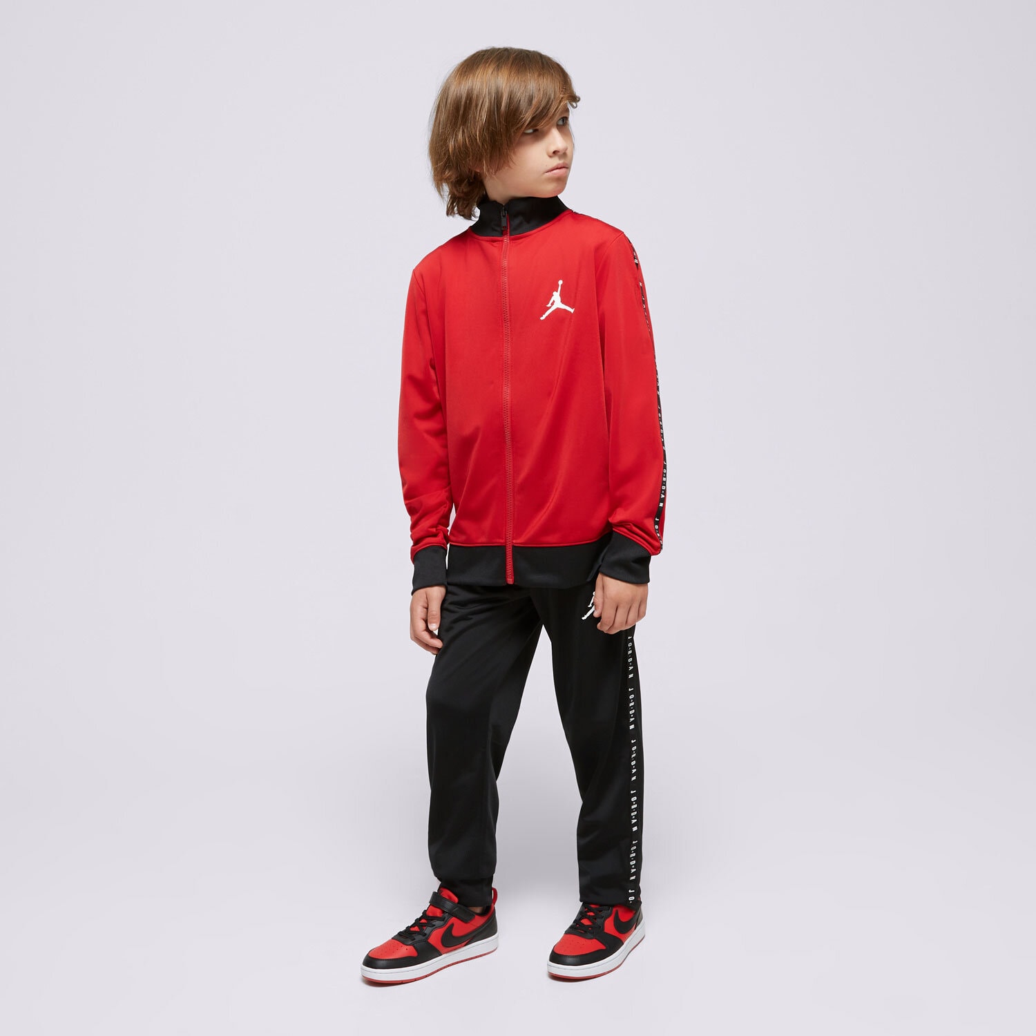 Dječje trenirke JORDAN KOMPLET AIR JORDAN TRICOT SET BOY 95A449-KR5 crna