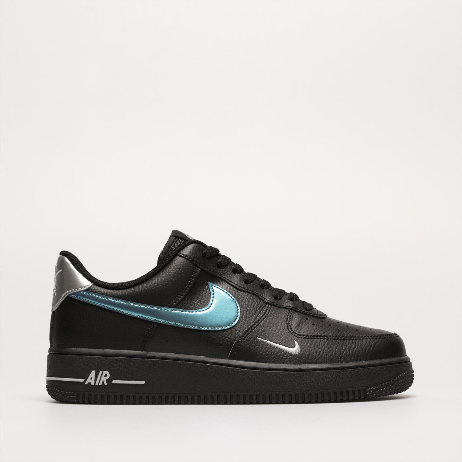 Muške tenisice NIKE AIR FORCE 1 '07  FD0654-001 crna