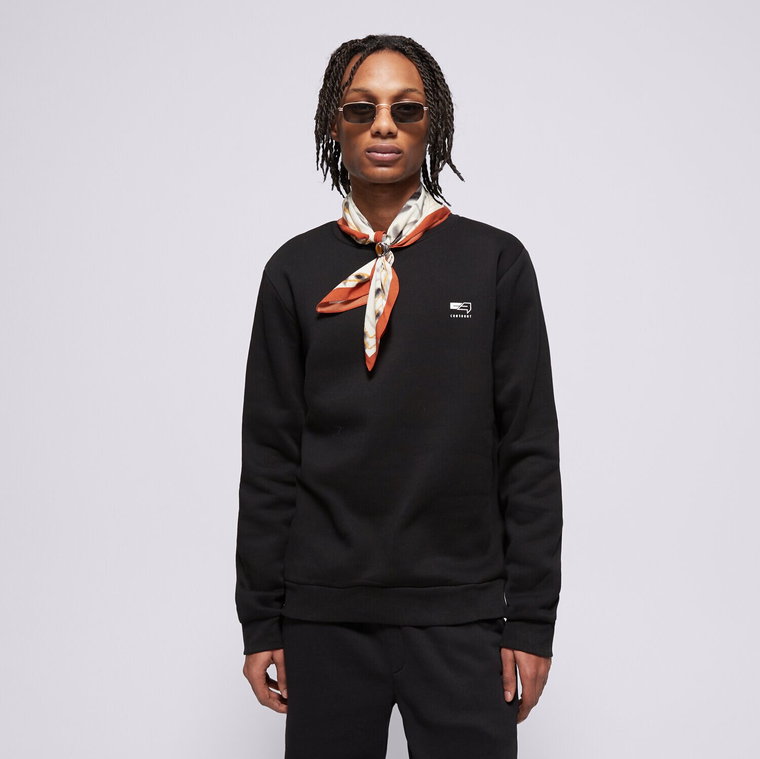Muške dukserice CONFRONT VESTA SMALL LOGO CREW BLACK  CF121BLM25001 crna
