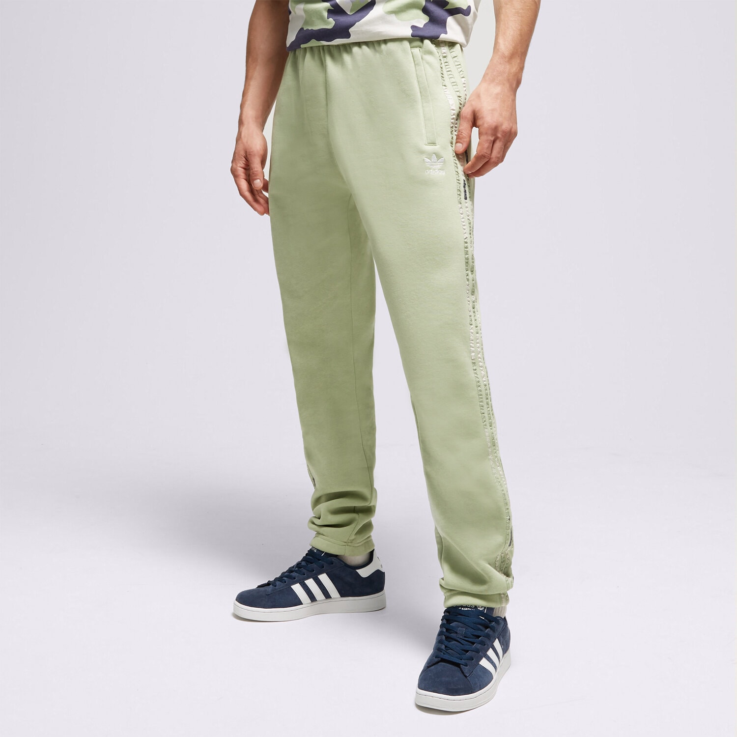 Muške hlače ADIDAS HLAČE HF4880 HF4880 zelena