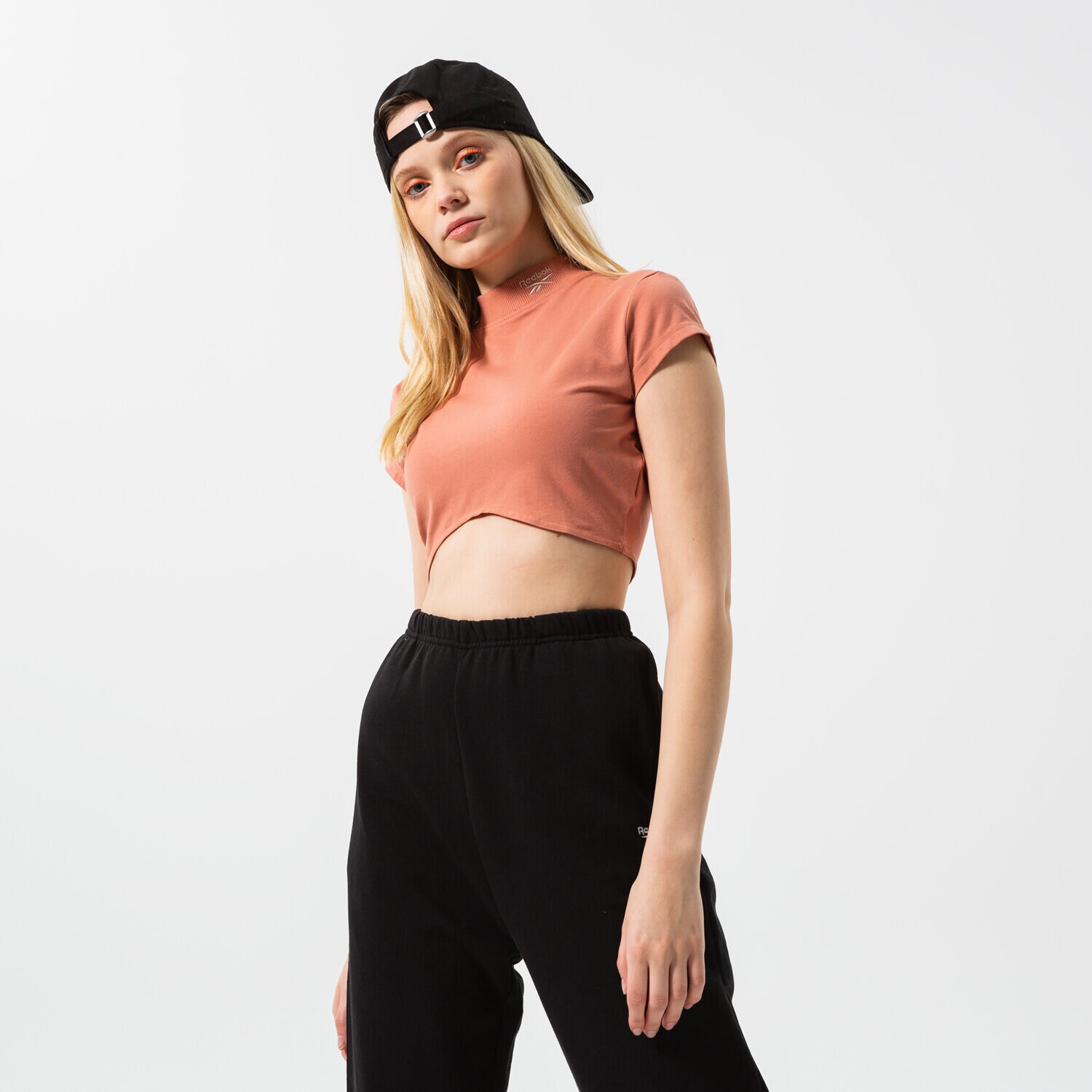 Ženske majice REEBOK T-SHIRT CL WDE TIGHT SS TOP HB8653 narančasta