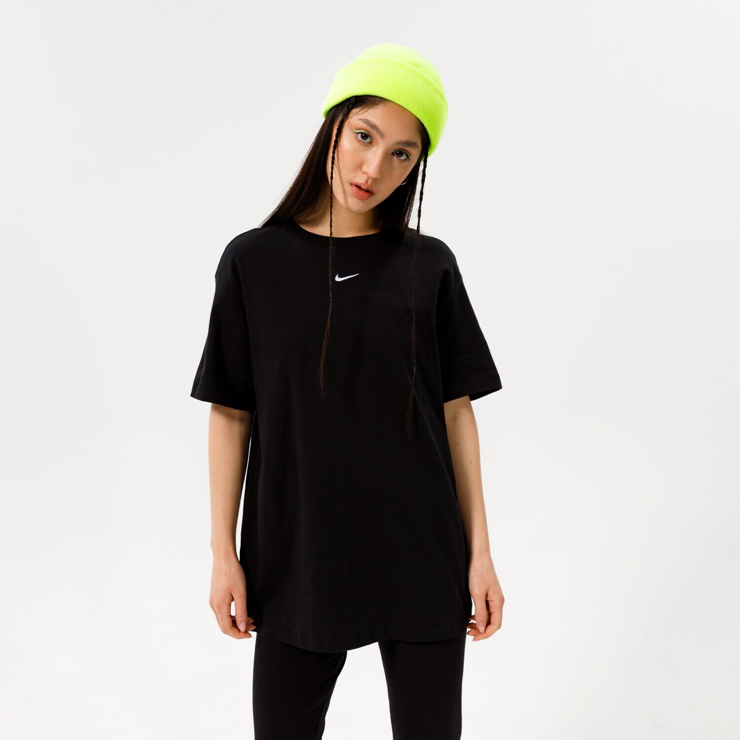 Ženske majice NIKE SPORTSWEAR ESSENTIAL OVERSIZED T SHIRT DN5697-010 crna