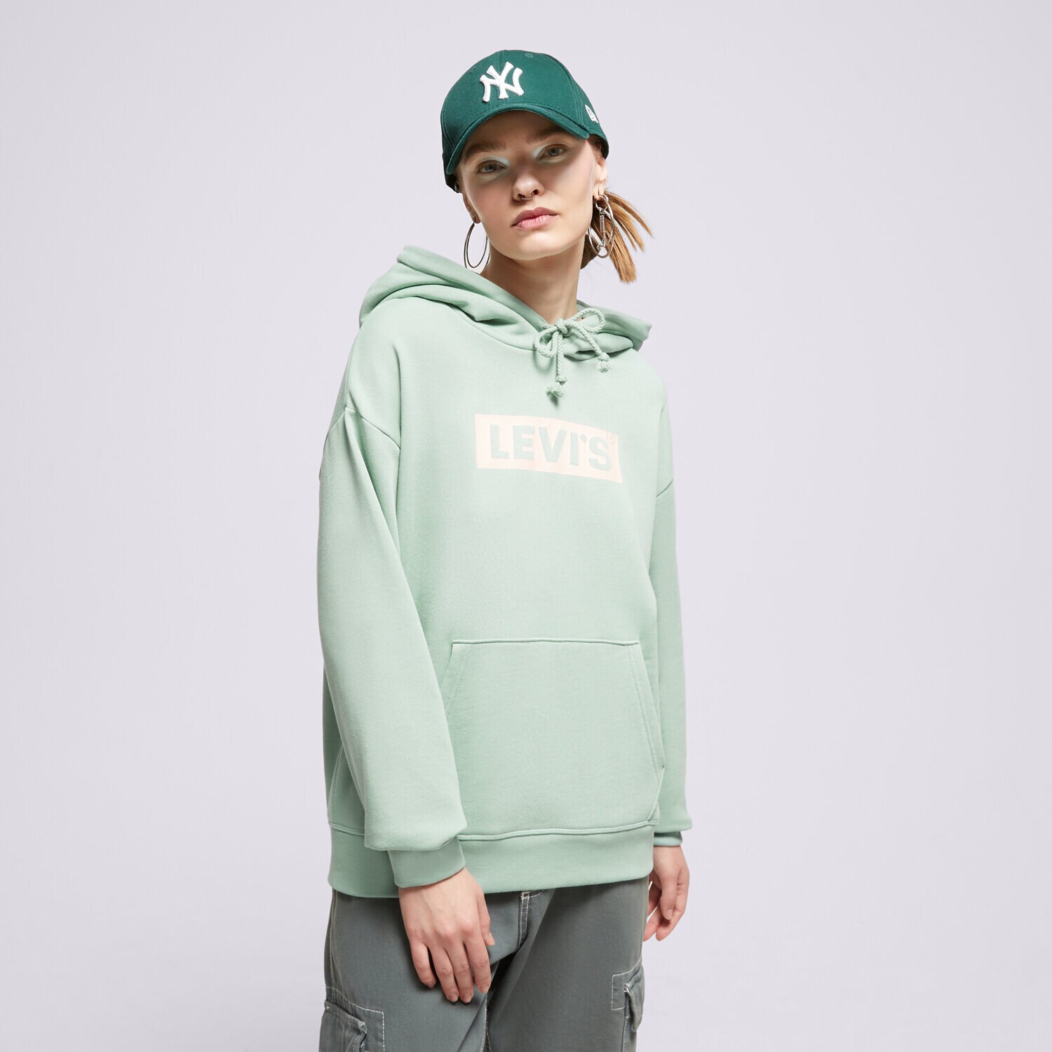 Ženske dukserice LEVI'S VESTA S KAPULJAČOM GRAPHIC STANDARD 18487-0249 zelena