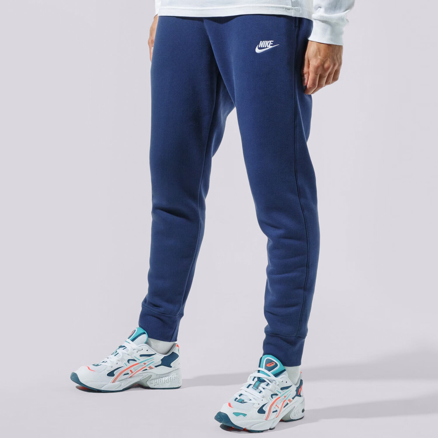 Muške hlače NIKE HLAČE SPORTSWEAR CLUB FLEECE BV2671-410 tamno plava