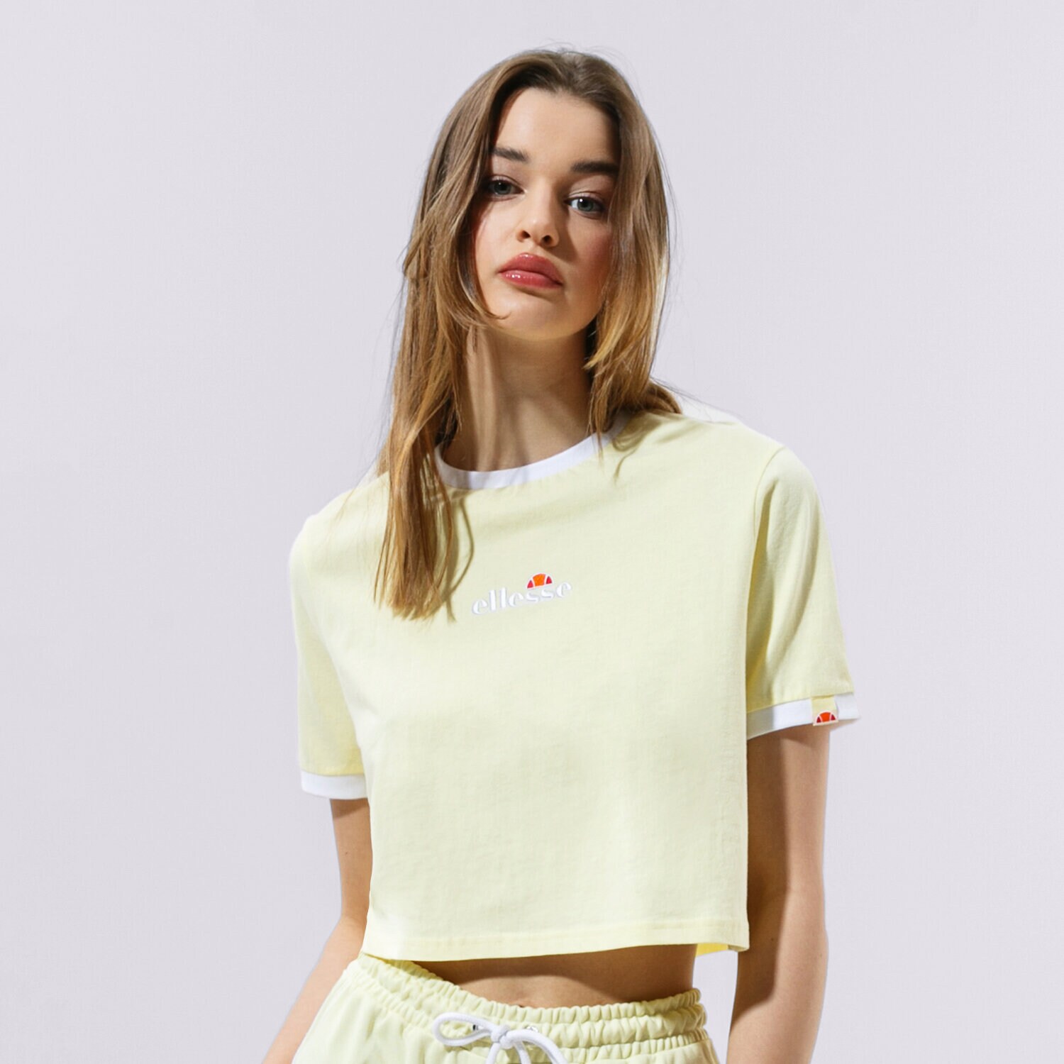 Ženske majice ELLESSE T-SHIRT DERLA CROP T-SHIRT LYELLOW SGJ11884603 žuta