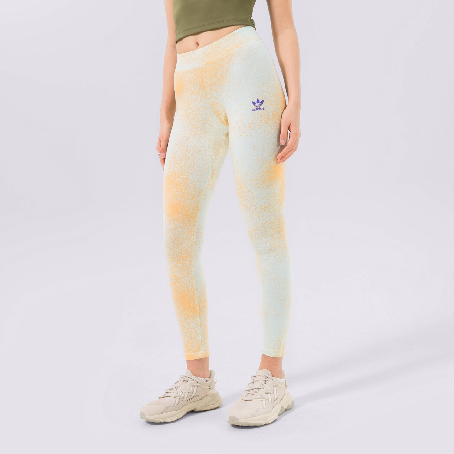 Ženske hlače ADIDAS TAJICE 7/8 TAJICE HL6618 šarena