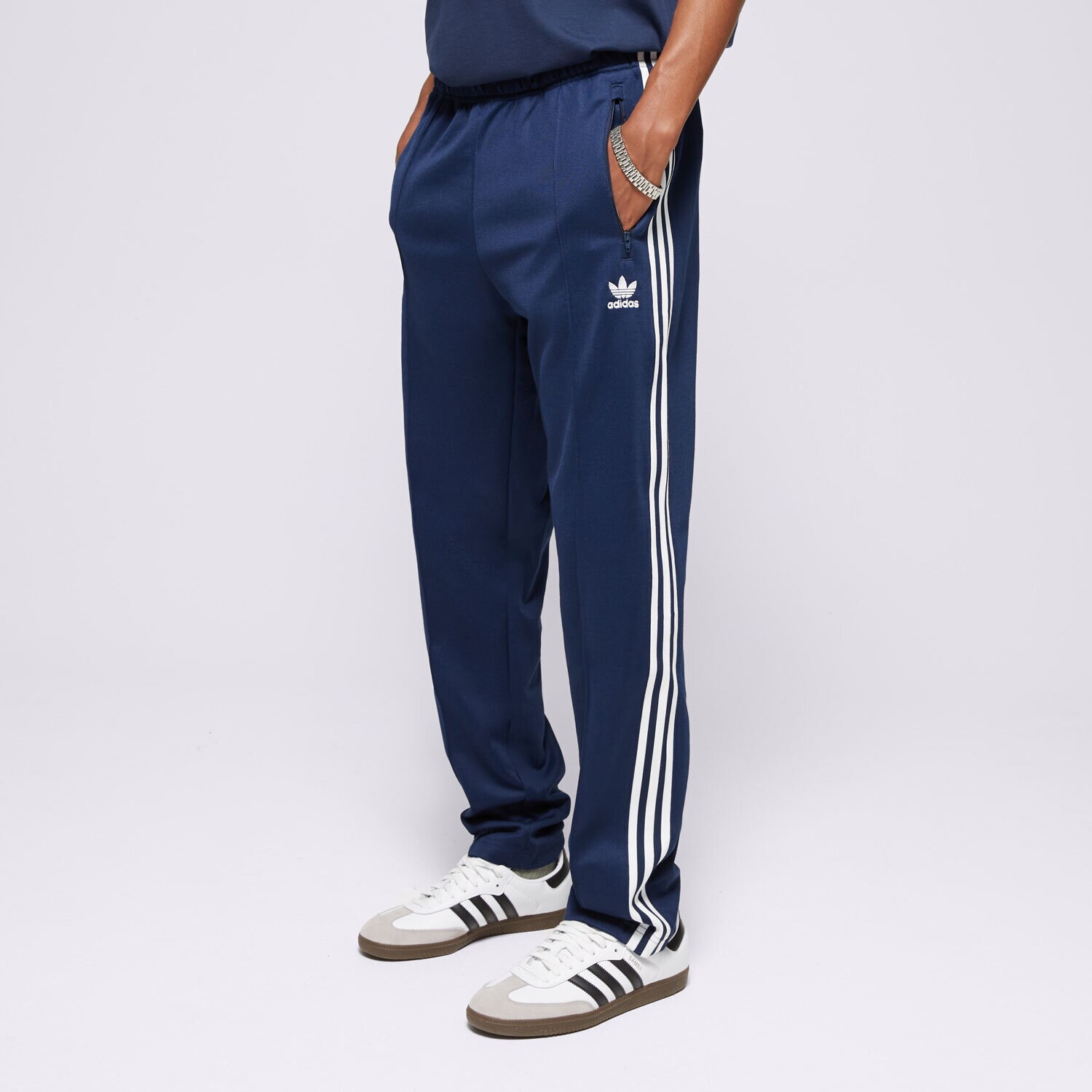 Muške hlače ADIDAS HLAČE BECKENBAUER TP IP0421 tamno plava