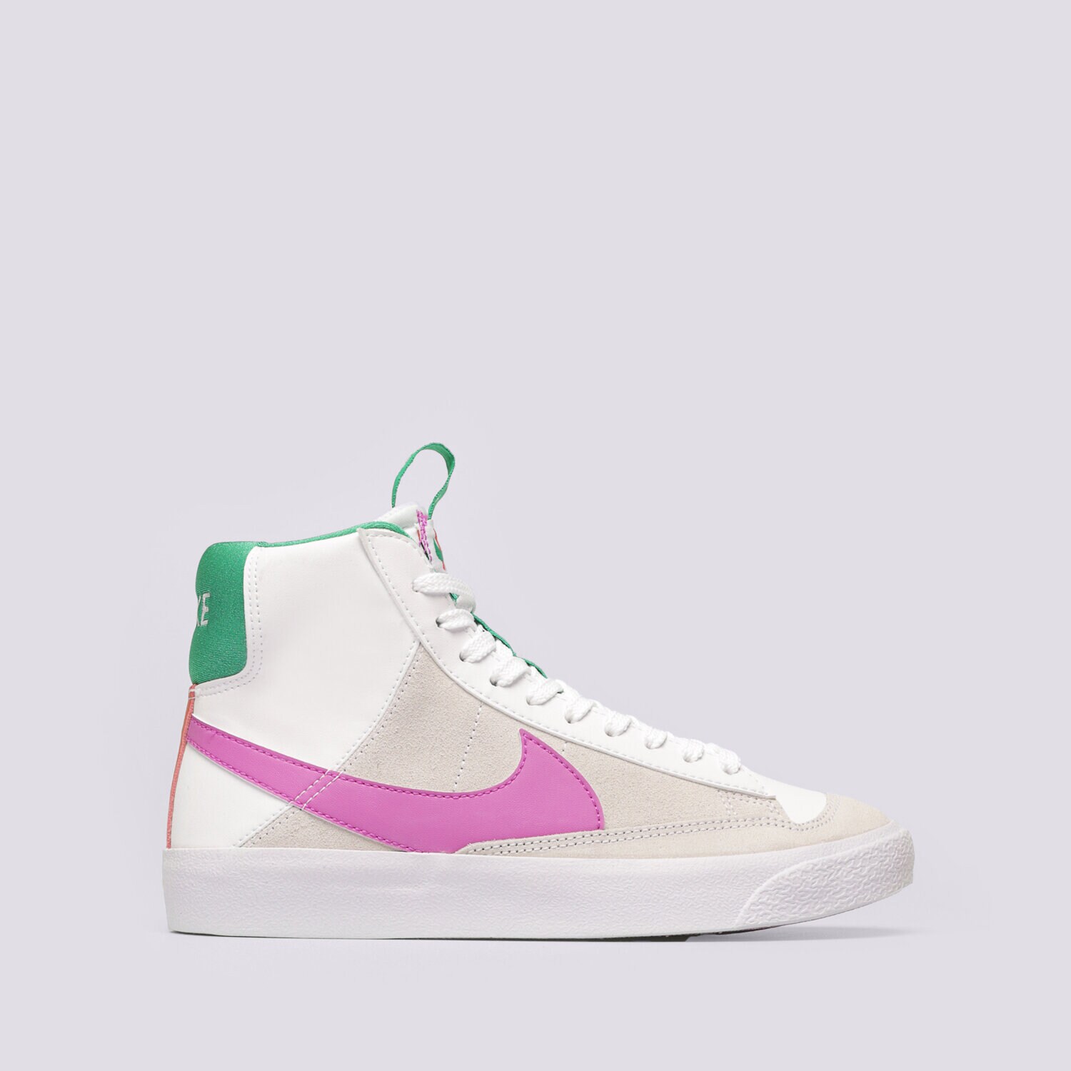 Dječje tenisice NIKE BLAZER MID '77 SE D DQ6084-101 bijela