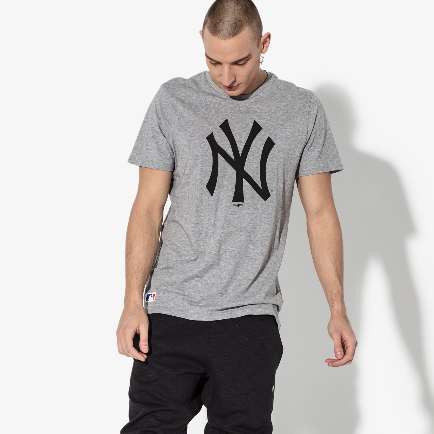 Muške majice NEW ERA T-SHIRT SS MLB NYY GREY NEW YORK YANKEES LGH 11863696 siva