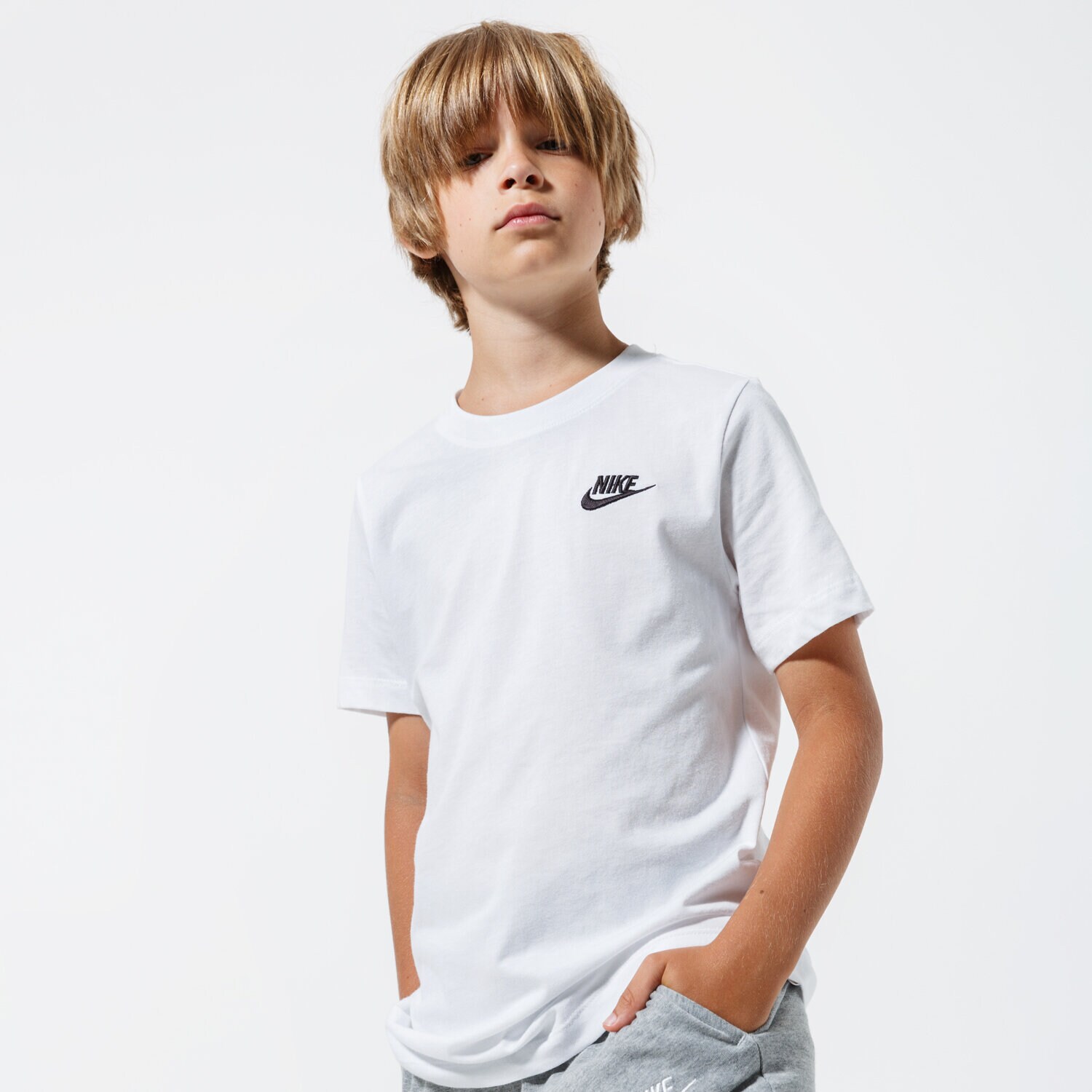 Dječje majice NIKE T-SHIRT SPORTSWEAR B AR5254-100 bijela