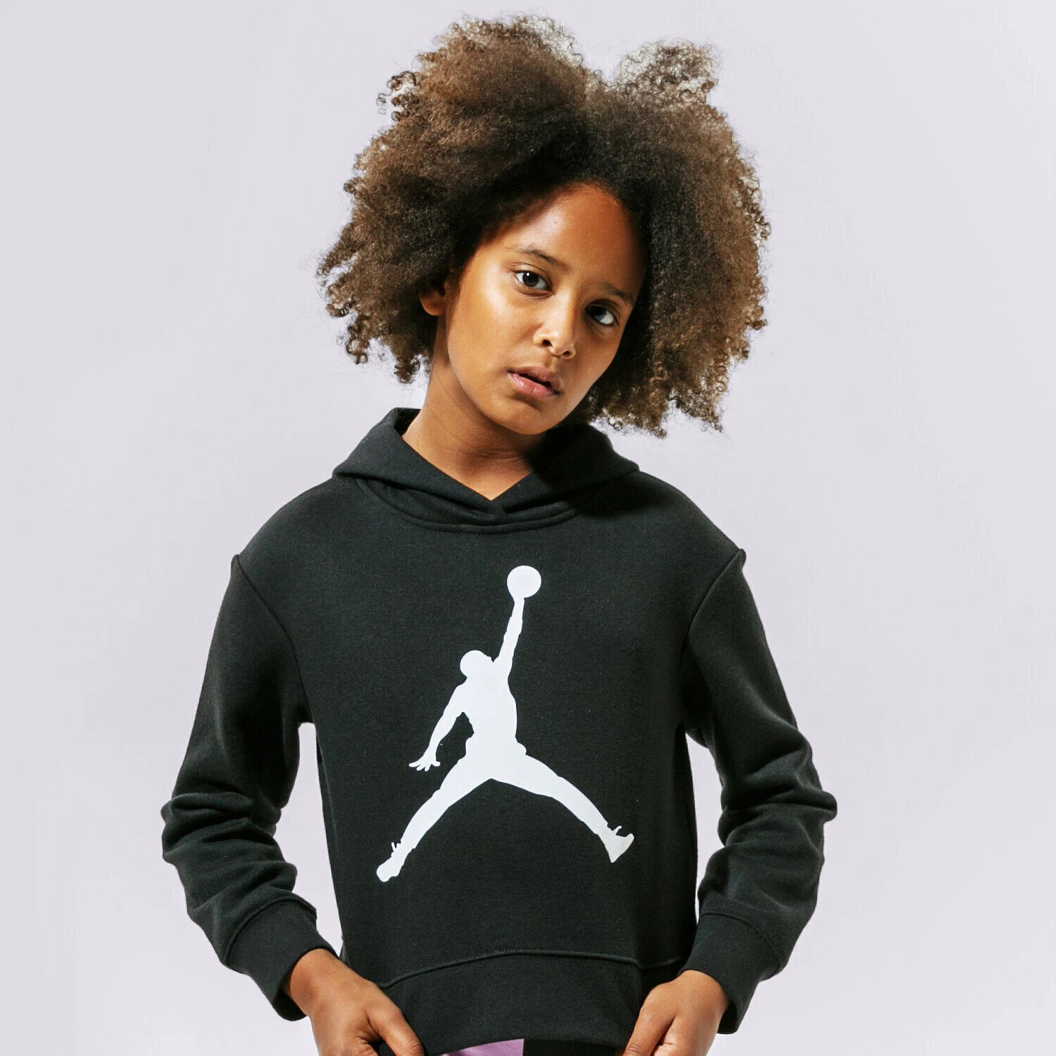 Dječje dukserice JORDAN VESTA S KAPULJAČOM JDG JUMPMAN CORE PO GIRL 45A442-023 crna