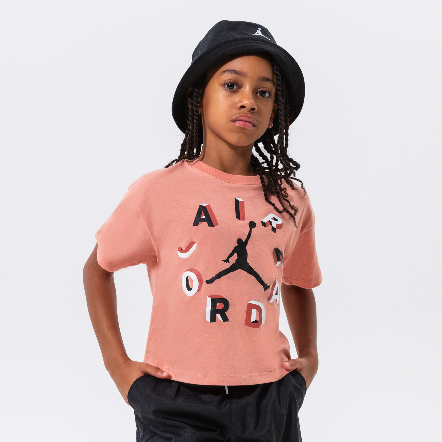 Dječje majice JORDAN T-SHIRT AIR JORDAN ROUND UP TEE GIRL 45B536-R1O ružičasta