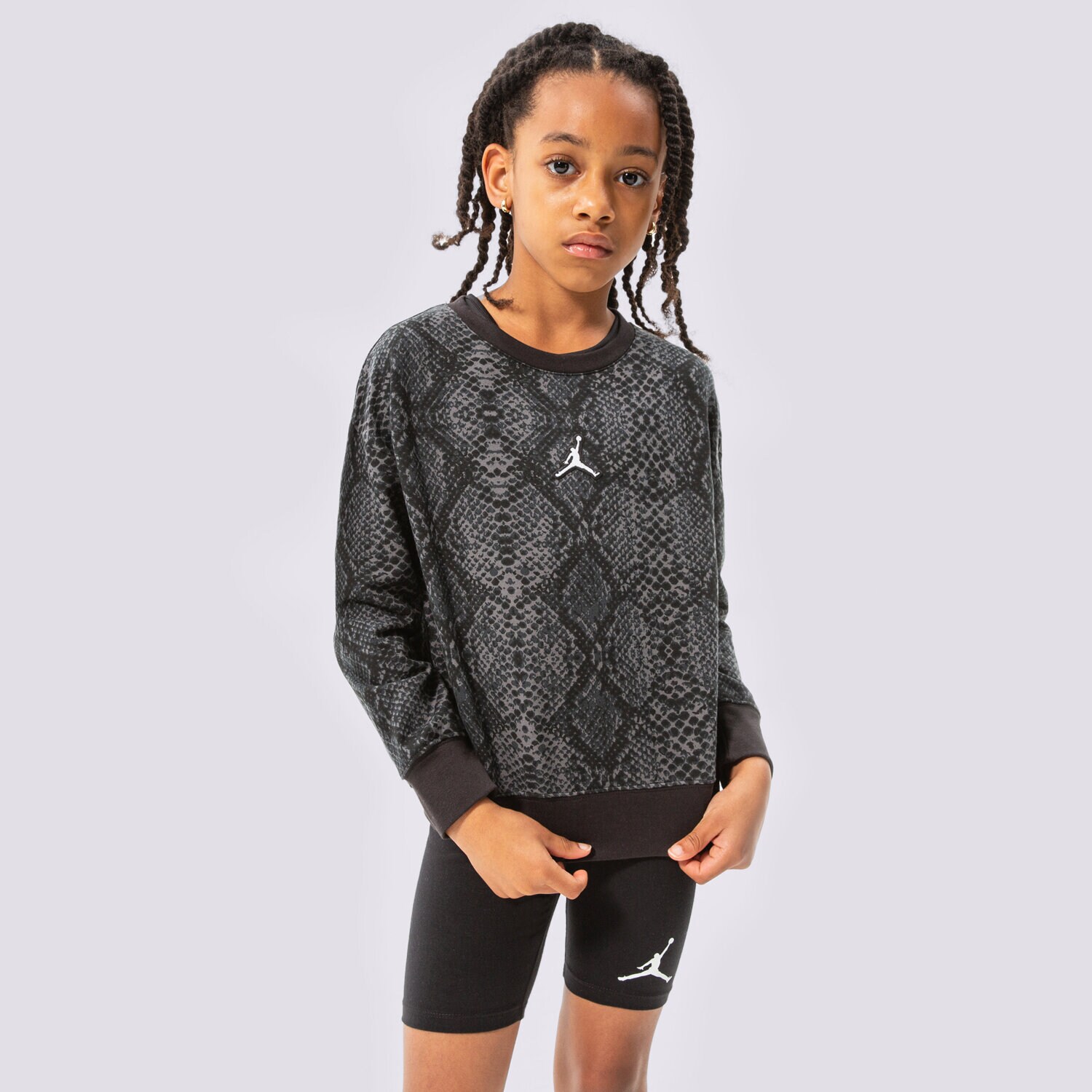 Dječje dukserice JORDAN VESTA ESSENTIALS SNAKE CREW GIRL 45B312-023 crna