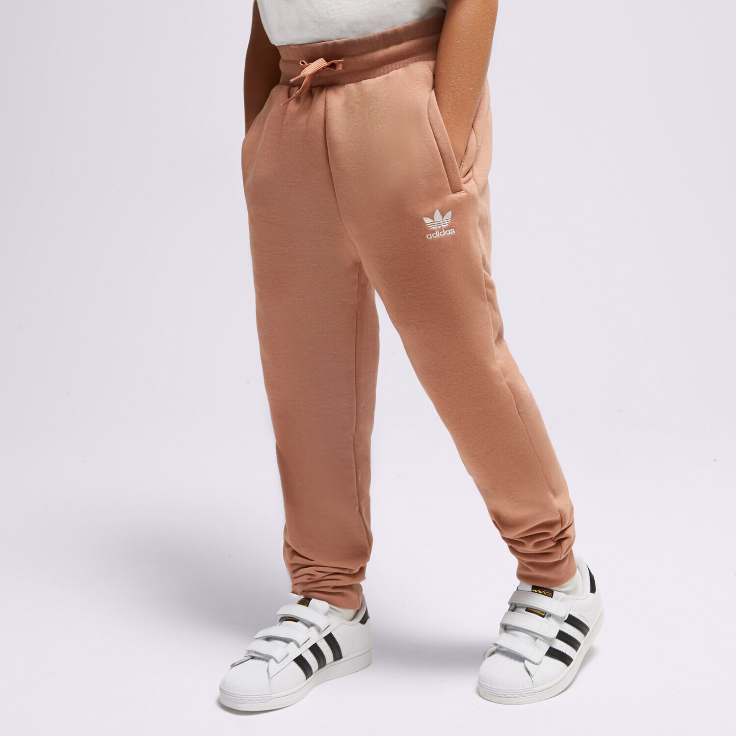Dječje hlače ADIDAS HLAČE PANTS BOY IC6134 smeđa