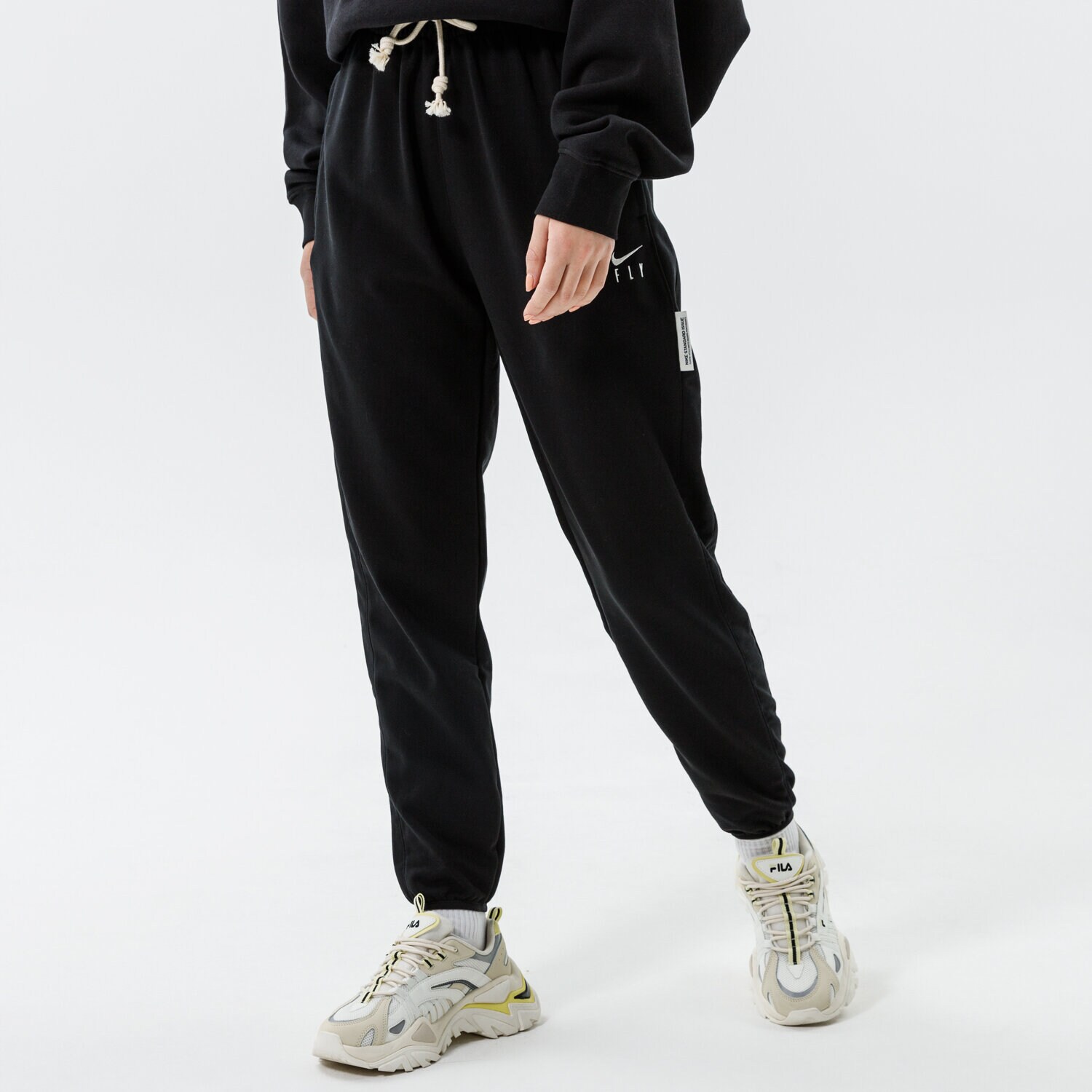 Ženske hlače NIKE HLAČE W NK DF STANDARD ISSUE PANT NBA DA6465-010 crna