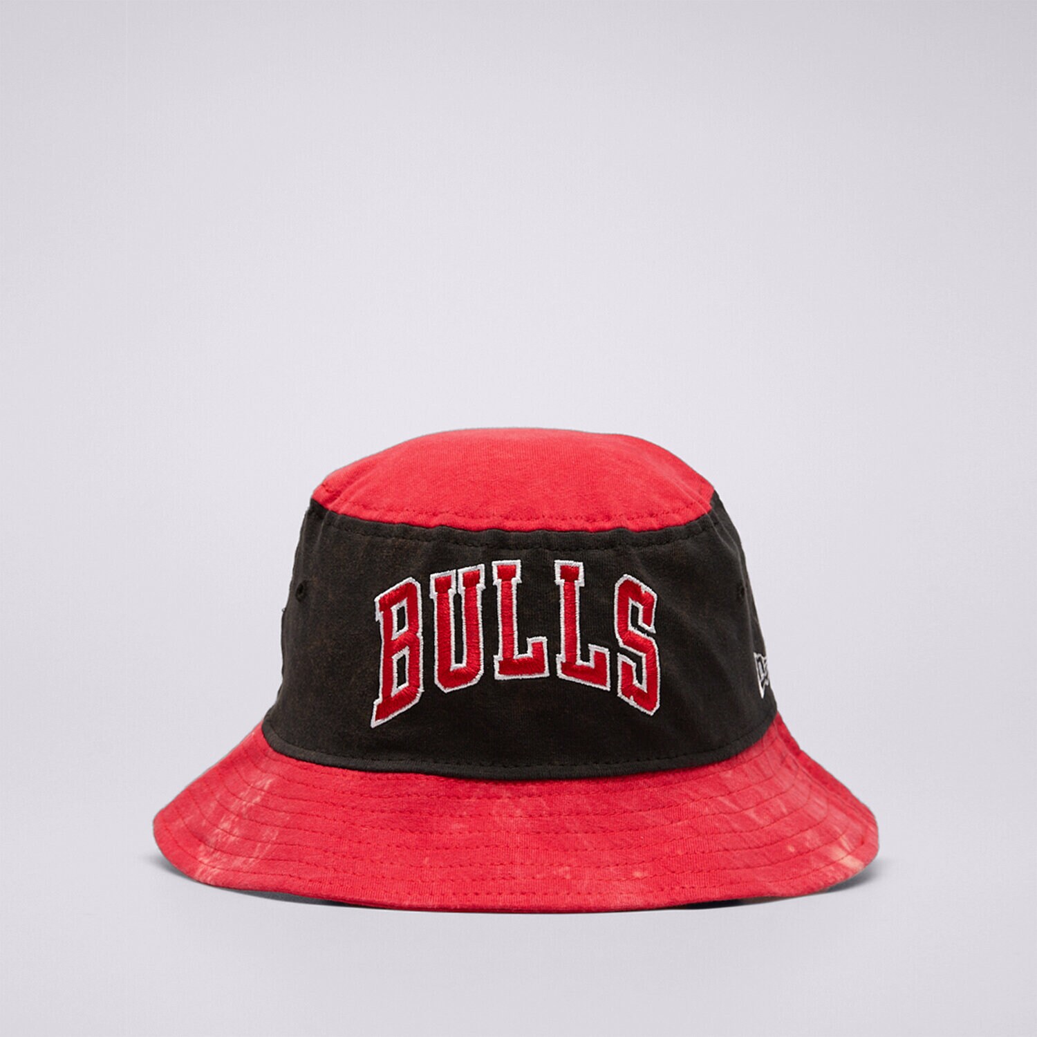 Muške kape sa šiltom NEW ERA ŠEŠIR WASHED TAPERED BULLS CHICAGO BULLS BLK 60240491 crvena