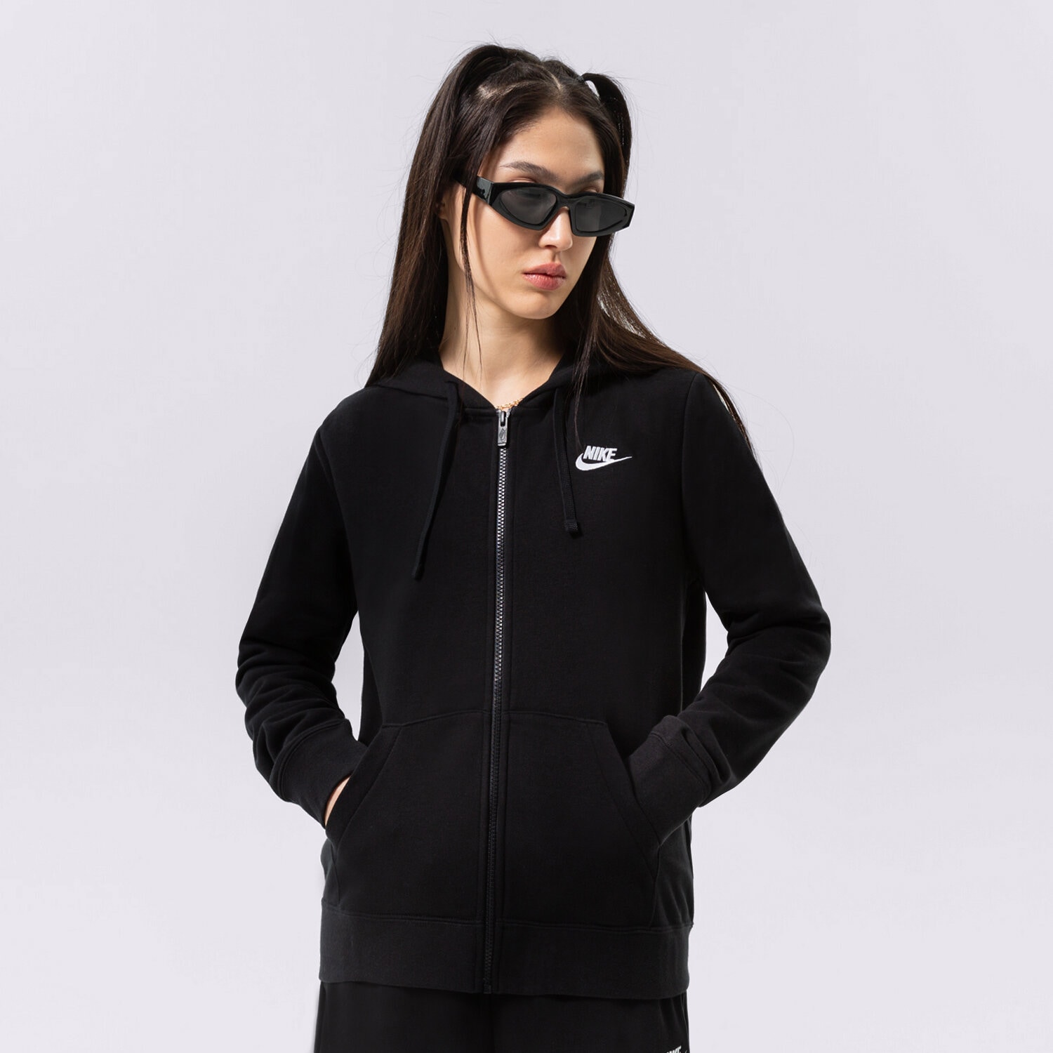 Ženske dukserice NIKE VESTA RASKOPČANA S KAPULJAČOM   W NSW CLUB FLC FZ DQ5471-010 crna