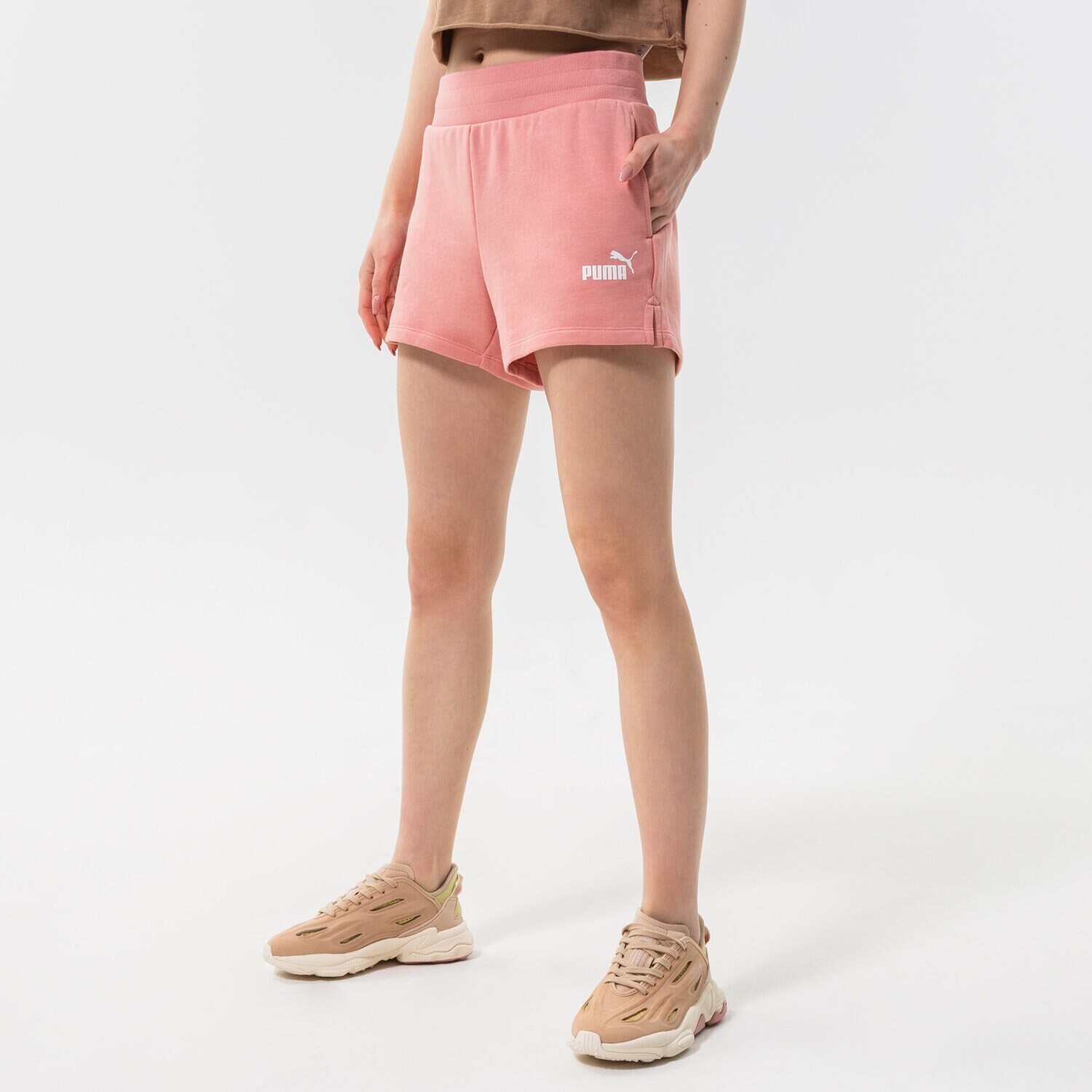 Ženske kratke hlače PUMA KRATKE HLAČE ESS 4" SWEAT TR (S) 586825 63 ružičasta
