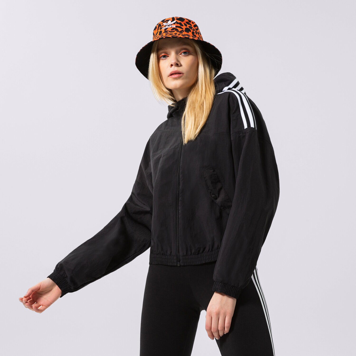 Ženske prijelazne jakne ADIDAS JAKNA WINDBREAKER HC2022 crna