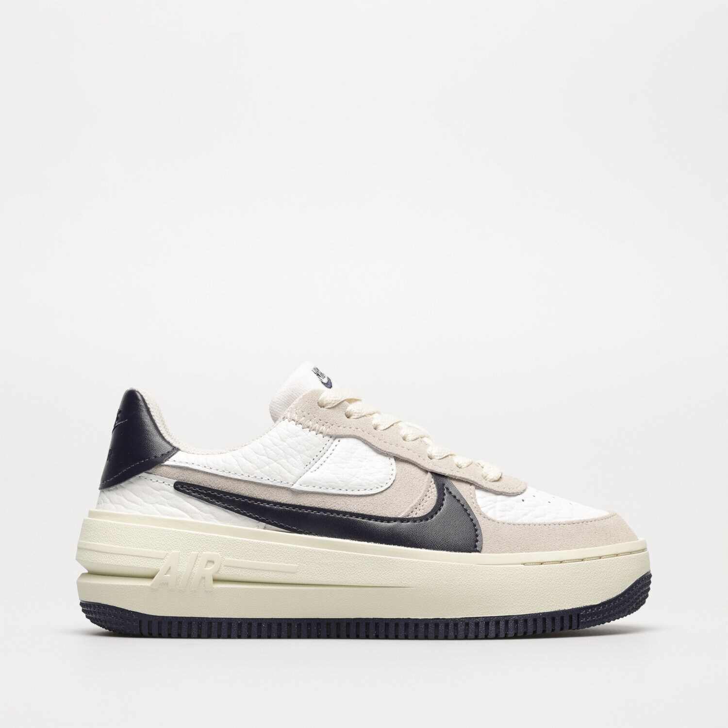 Ženske tenisice NIKE AIR FORCE 1 PLT.AF.ORM  FB8481-100 bijela