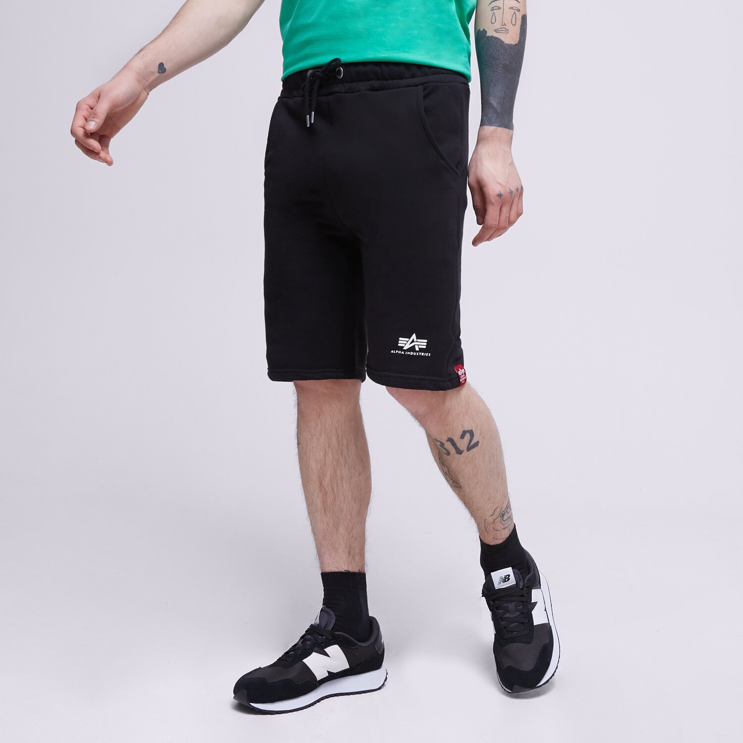 Muške kratke hlače ALPHA INDUSTRIES KRATKE HLAČE BASIC SL 11636303 crna