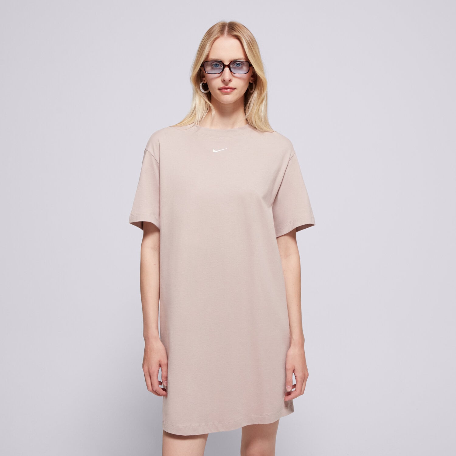 Ženske haljine i suknje NIKE HALJINA W NSW ESSNTL SS TRENIRKAS TSHRT DV7882-272 bež