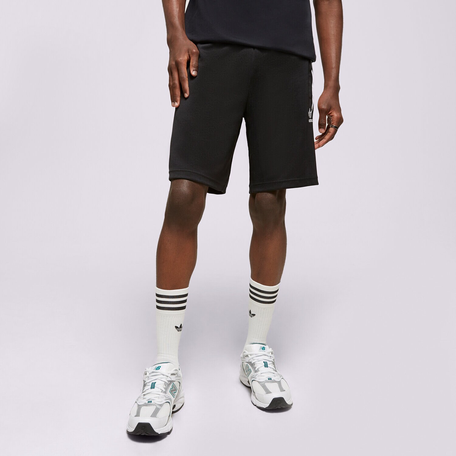 Muške kratke hlače ADIDAS KRATKE HLAČE SUPERSTAR SHORTS GU8214 crna