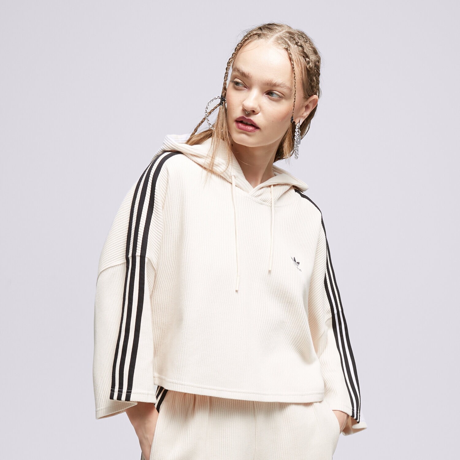 Ženske dukserice ADIDAS VESTA S KAPULJAČOM CROPPED HOODIE IC5461 bijela