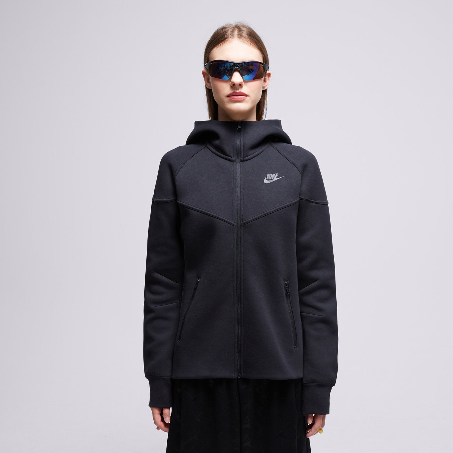 Ženske dukserice NIKE VESTA S KAPULJAČOM W NSW TCH FLC WR FZ HDY FB8338-010 crna